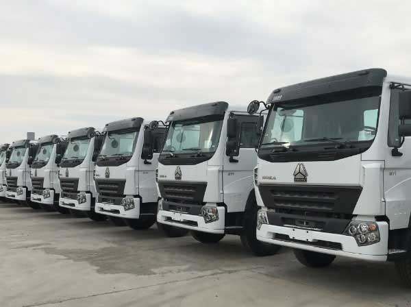 豪沃自卸车
