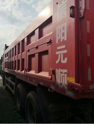 豪沃自卸车