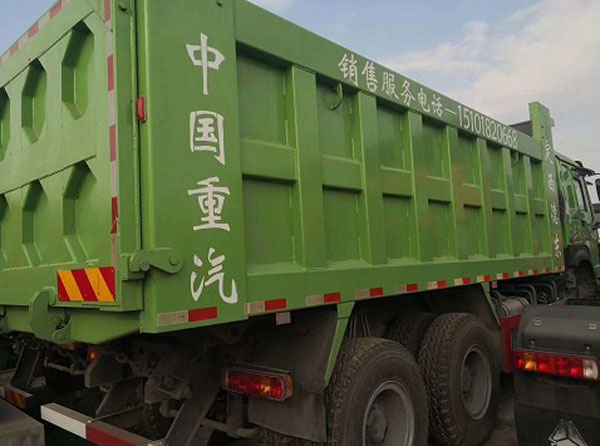 豪沃自卸车
