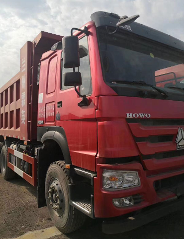 豪沃自卸车