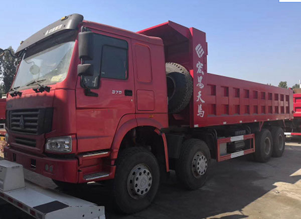 豪沃自卸车